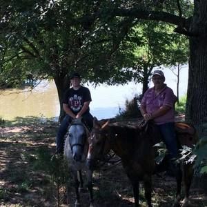 Meet your Posher, Cameron